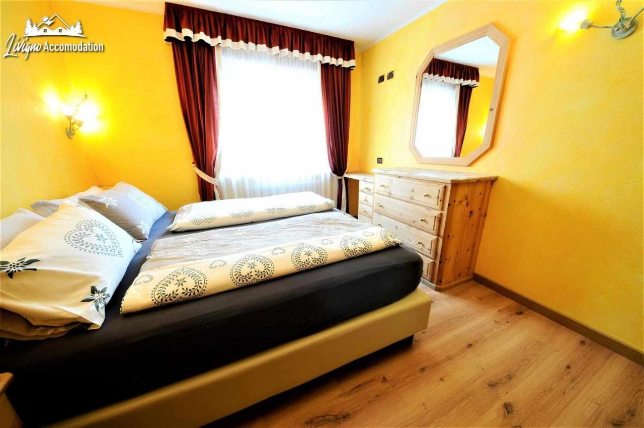 Alpen Royal By Livigno Accomodation Exterior photo